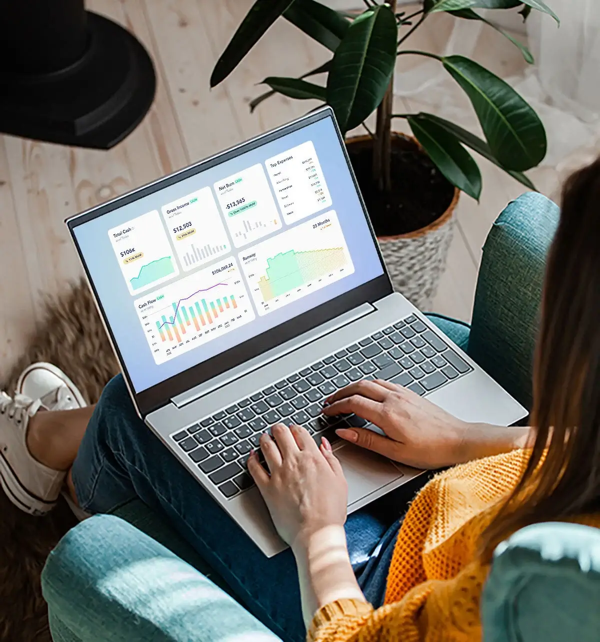 woman using Digits on a laptop